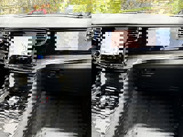 Used 2022 Jeep Wagoneer Series III w/ Premium Group I image 10