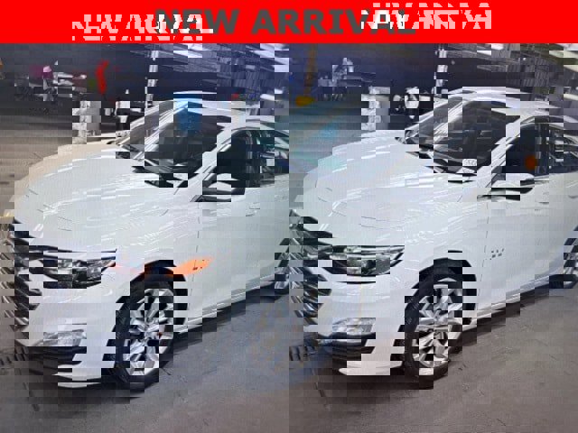 Used 2024 Chevrolet Malibu LT image 3