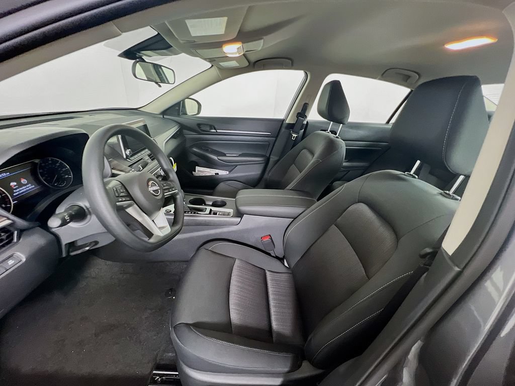 New 2026 Nissan Altima 2.5 SV AWD/4WD image 17