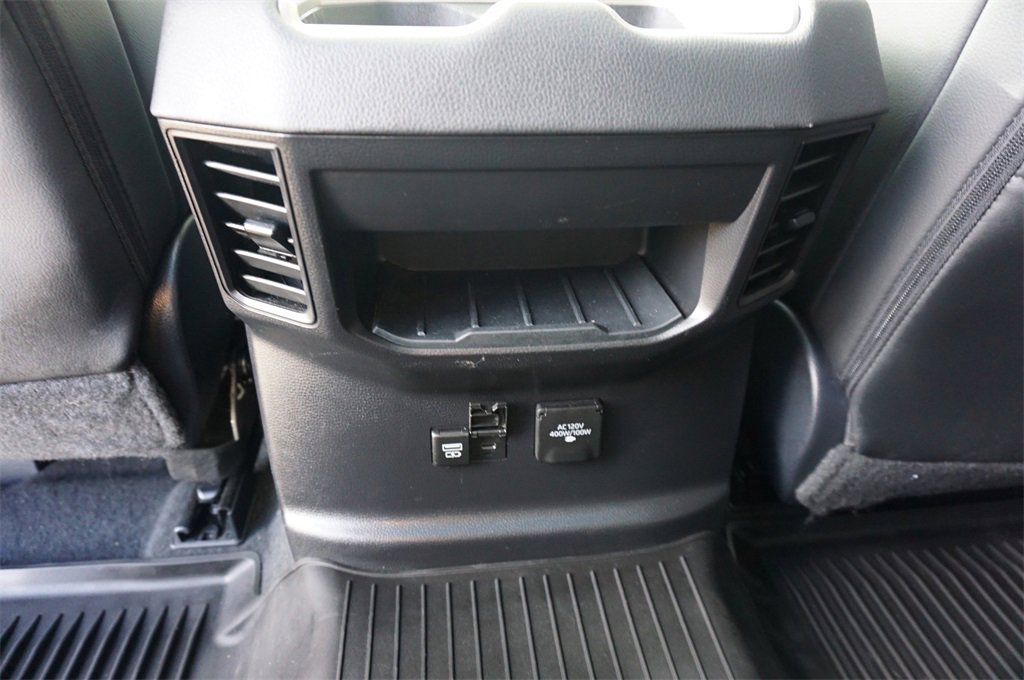 Used 2024 Toyota Tundra Limited image 19