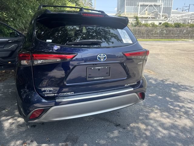 Used 2022 Toyota Highlander Platinum AWD/4WD image 38
