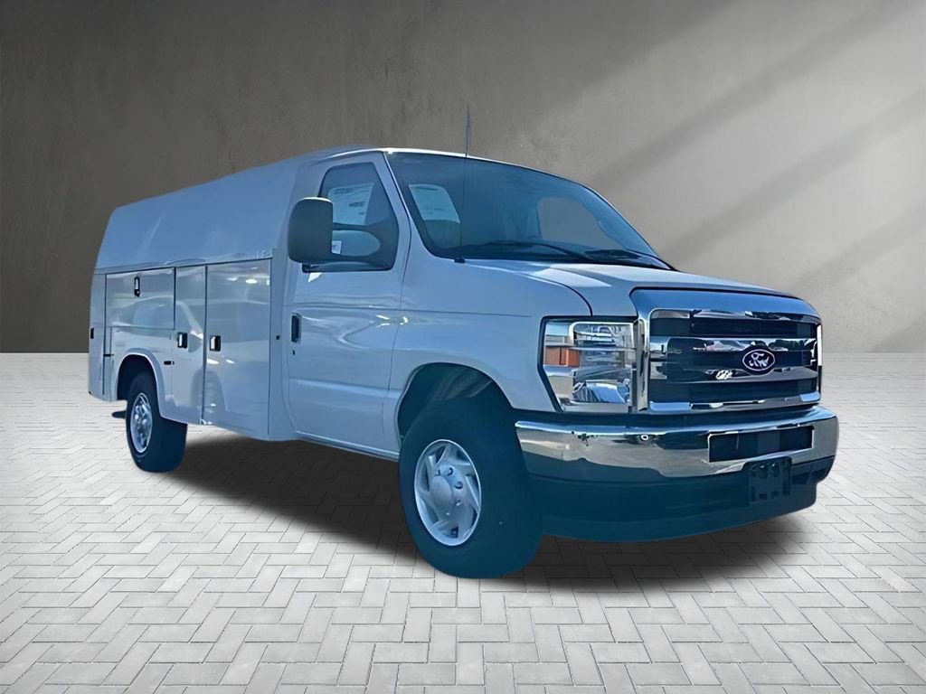 New 2026 Ford E-350 and Econoline 350 Super Duty w/ Power Equipment Group RWD image 1
