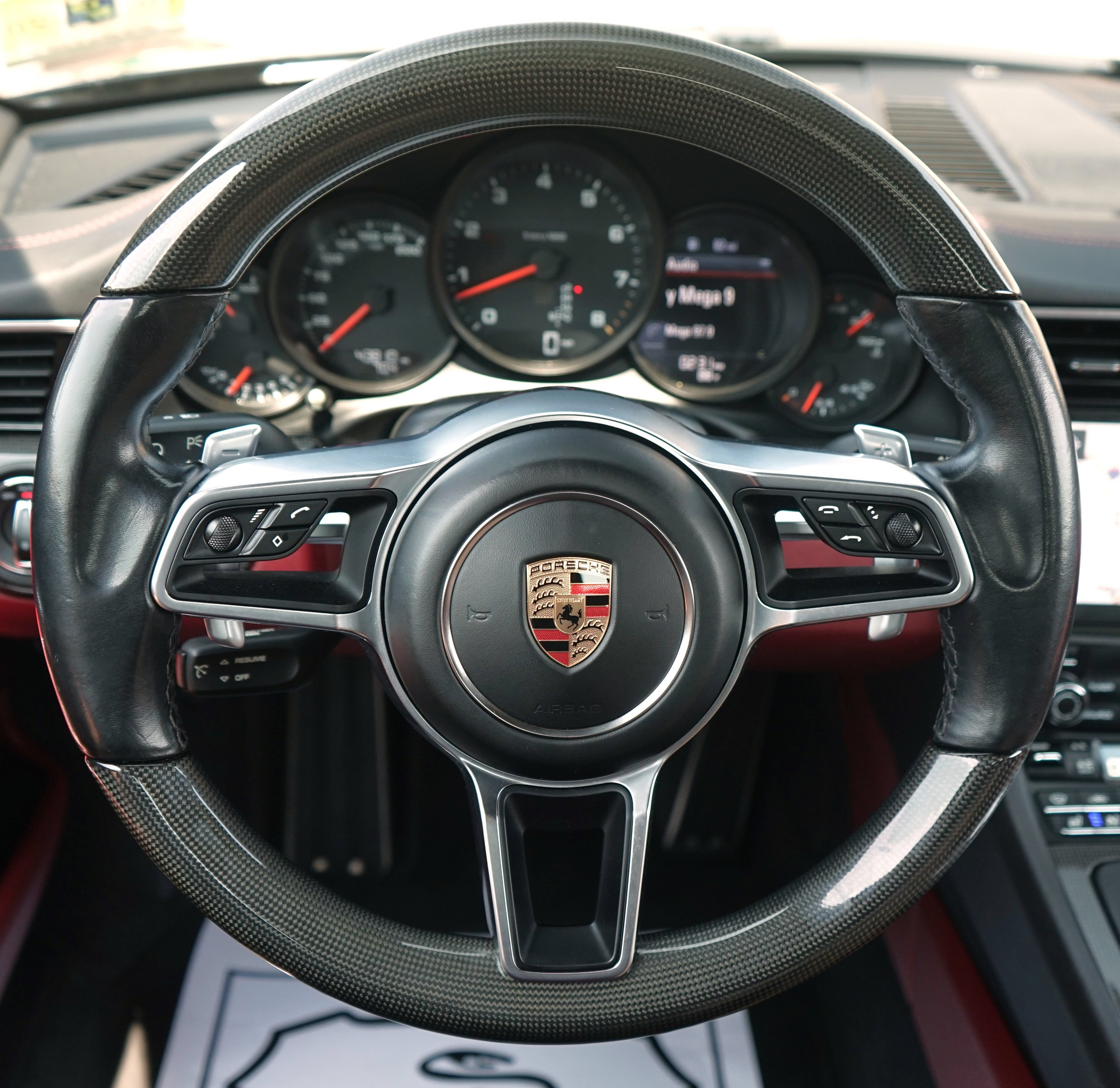 Used 2017 Porsche 911 Carrera RWD image 28