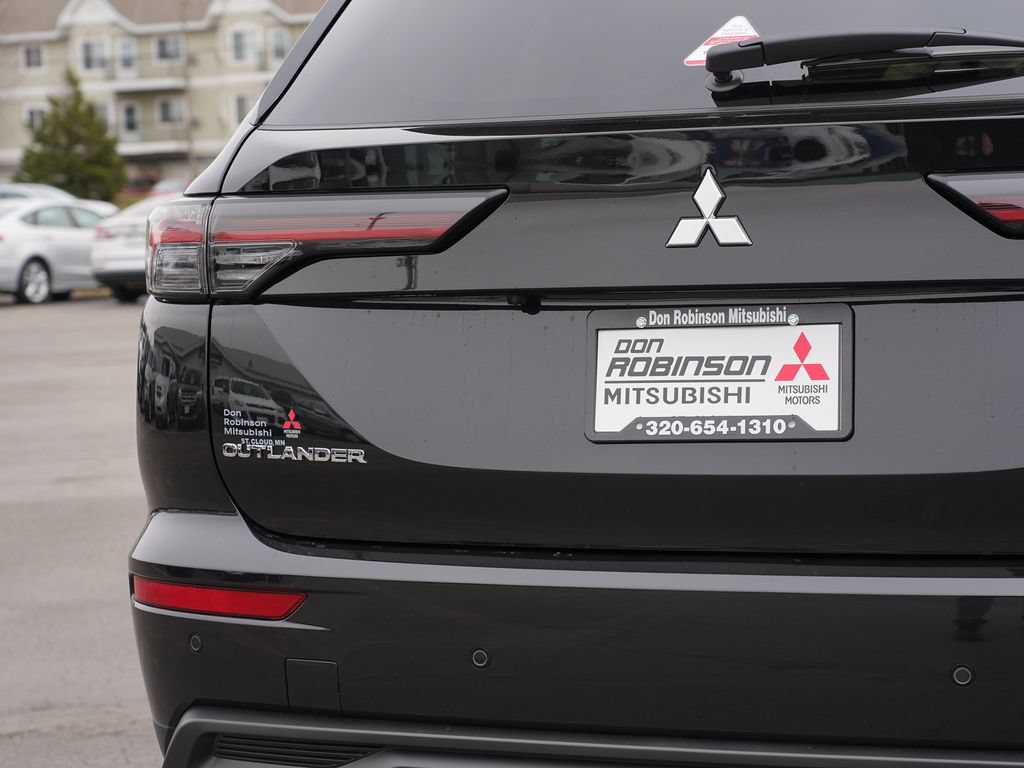 New 2026 Mitsubishi Outlander ES AWD/4WD image 10