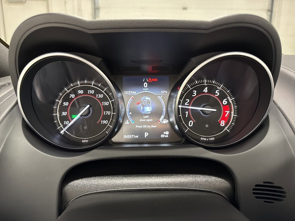 Used 2018 Jaguar F-TYPE Convertible image 29