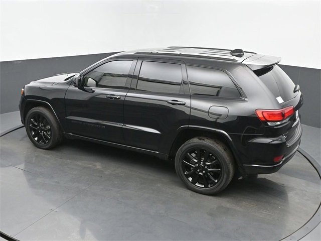 Used 2022 Jeep Grand Cherokee Laredo X image 40