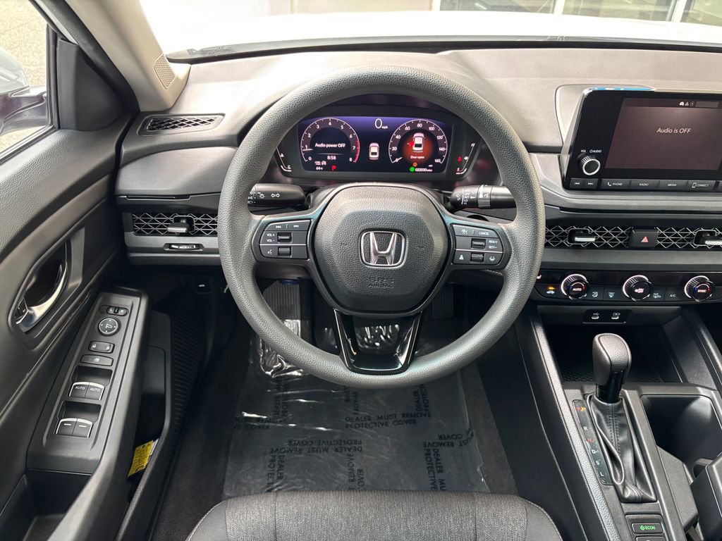 Used 2024 Honda Accord EX image 10