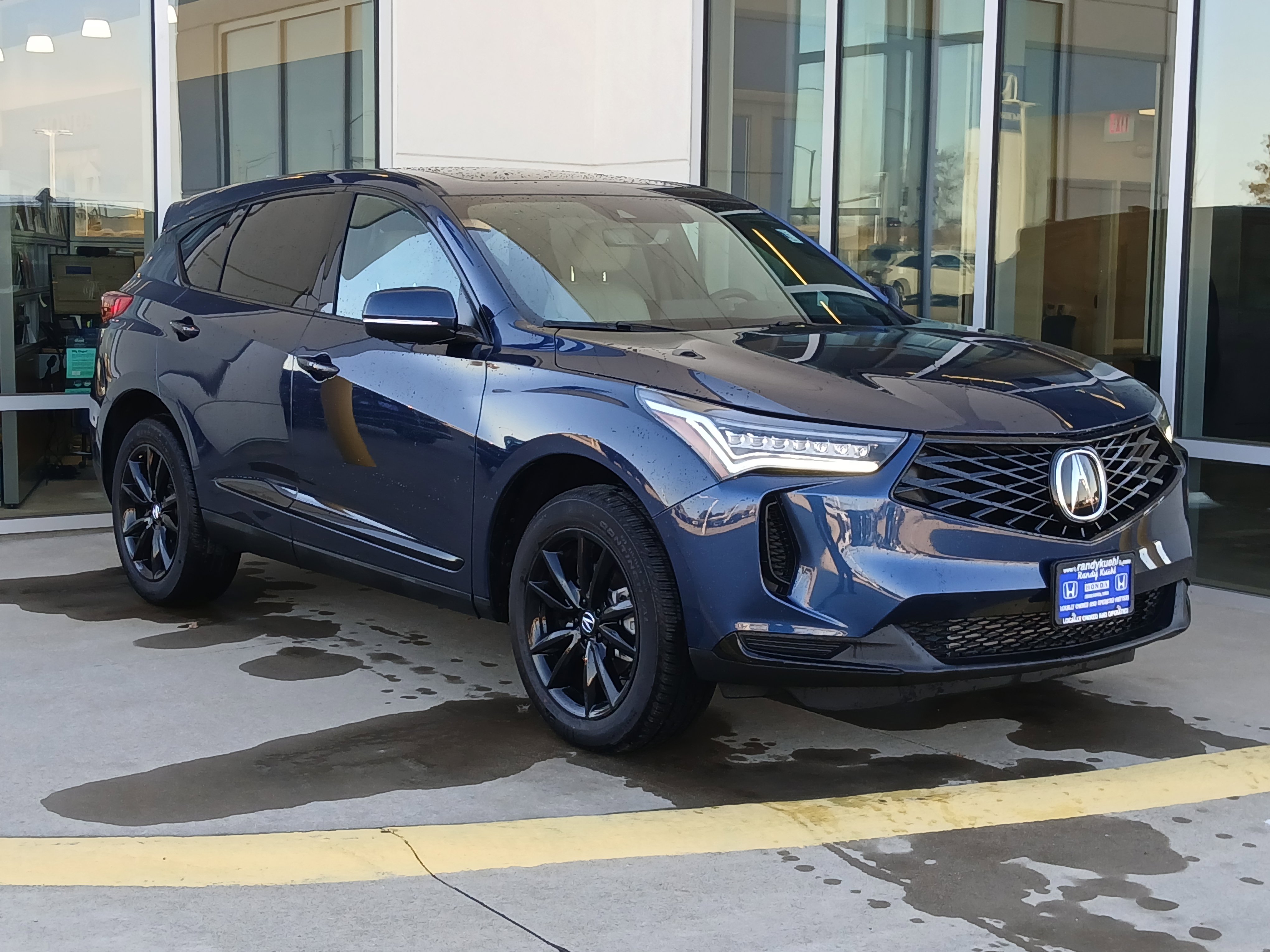 Used 2025 Acura RDX SH-AWD image 4