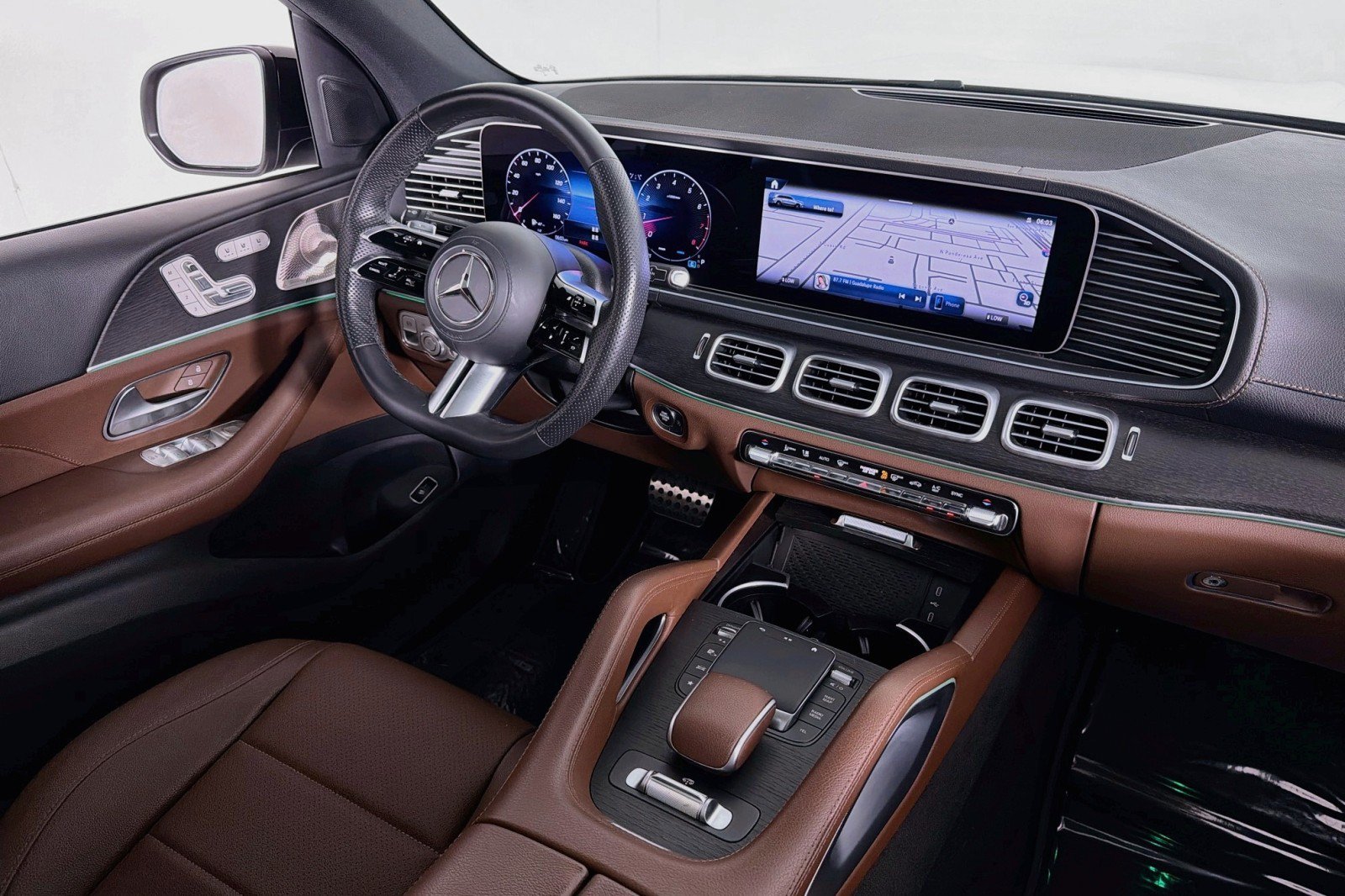 Certified 2024 Mercedes-Benz GLS 450 4MATIC image 17
