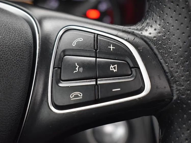 Used 2018 Mercedes-Benz C 300 4MATIC Sedan w/ Premium Package image 24