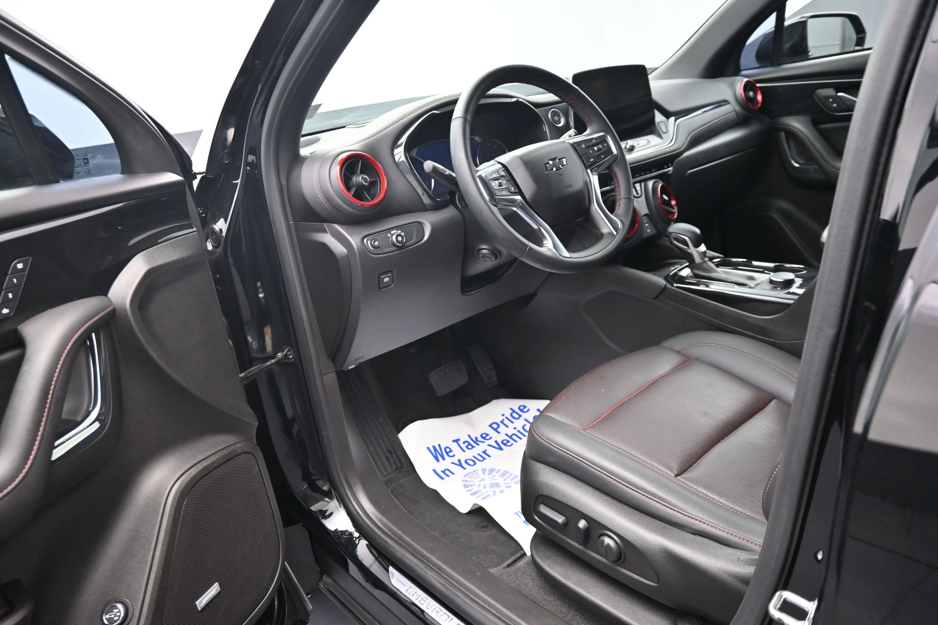 Used 2024 Chevrolet Blazer RS w/ Driver Confidence II Package AWD/4WD image 9