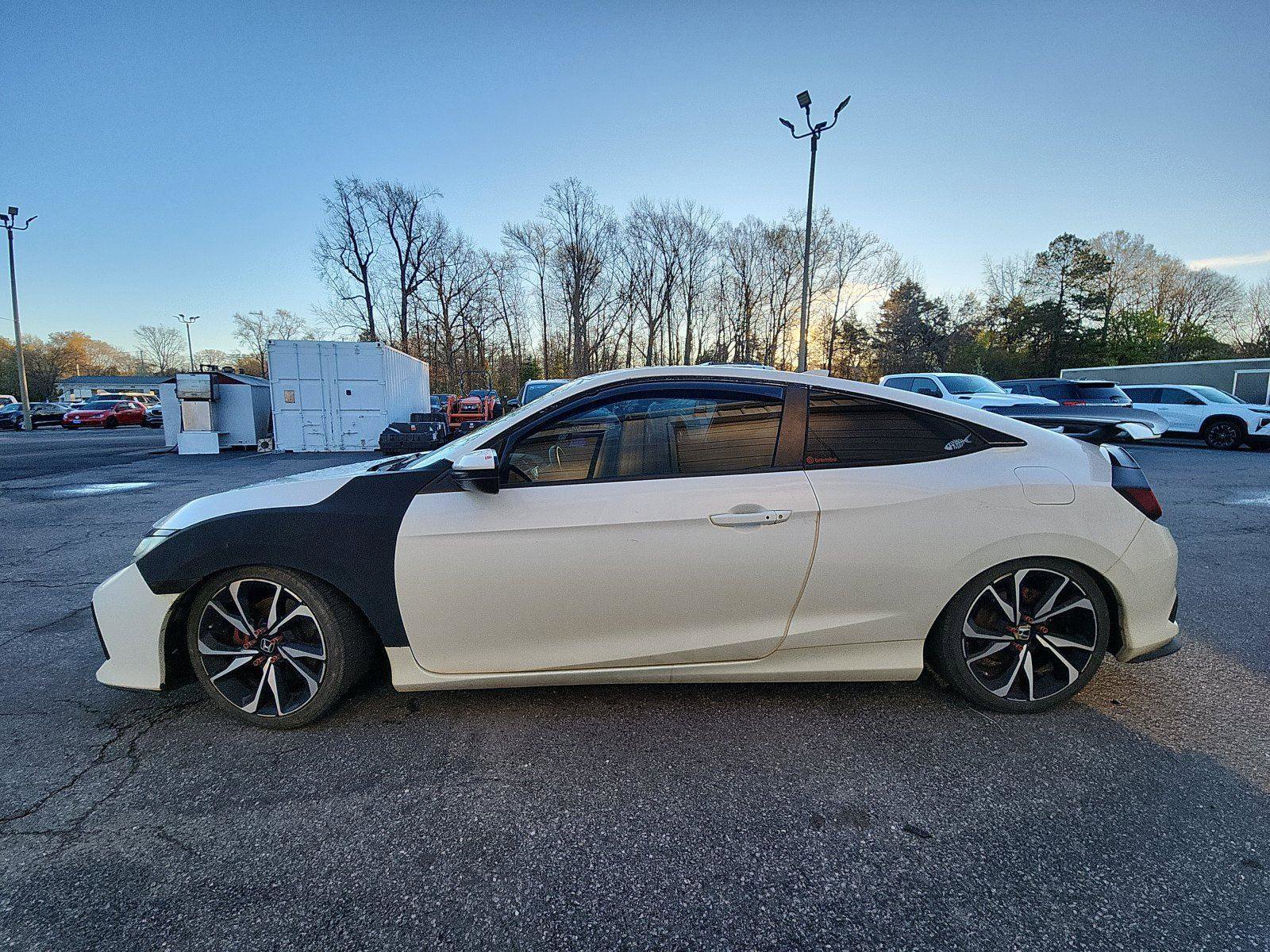 Used 2017 Honda Civic Si image 2