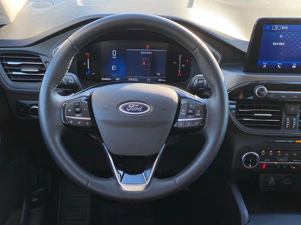 Used 2025 Ford Escape Active w/ Cold Weather Package image 11