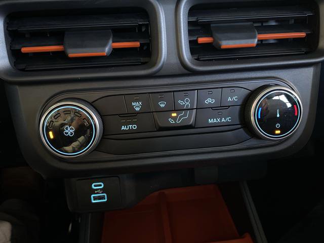 Used 2024 Ford Maverick XLT image 16