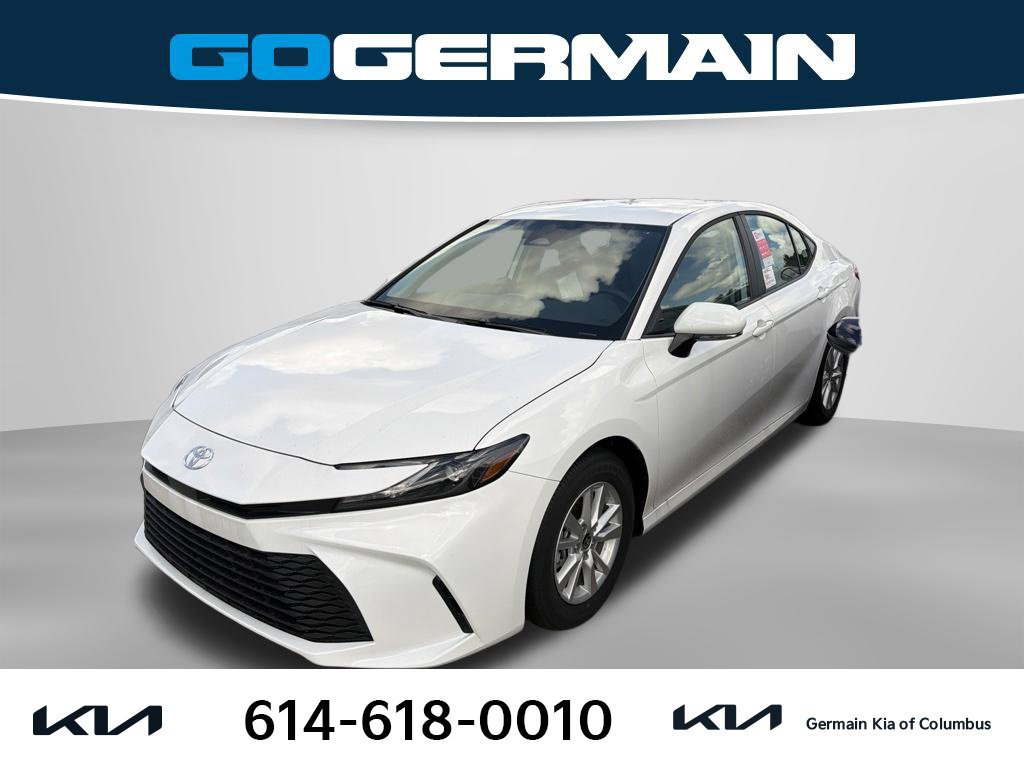 Used 2026 Toyota Camry LE w/ Convenience Package FWD image 1