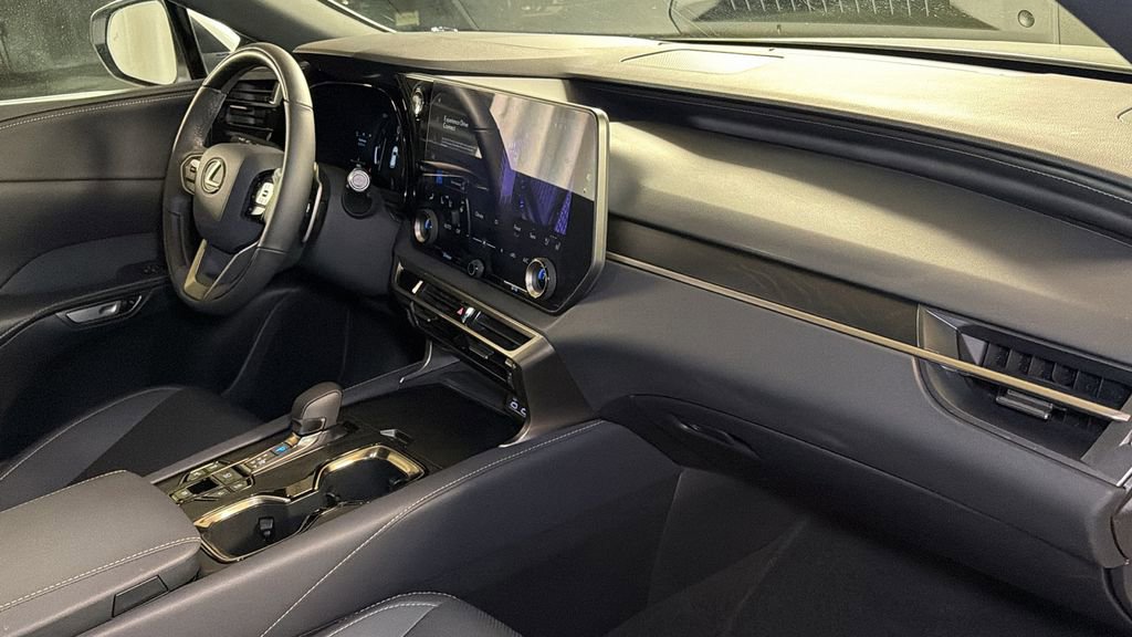 Used 2025 Lexus RX 350 Premium image 11