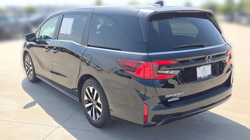 Certified 2025 Honda Odyssey EX-L image 3