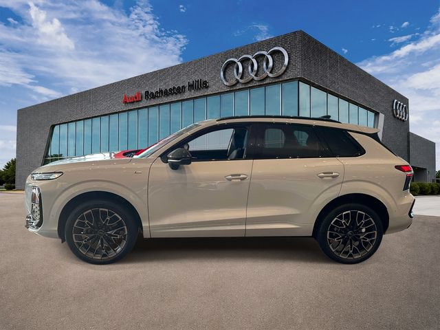 New 2026 Audi Q3 quattro 2.0T AWD/4WD image 2