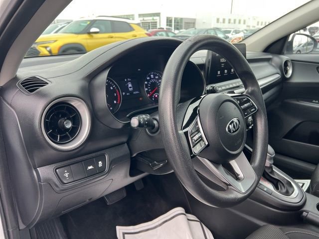 Used 2021 Kia Forte LXS image 9