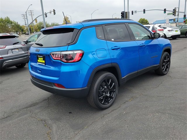 New 2025 Jeep Compass Latitude w/ Altitude Special Edition image 4