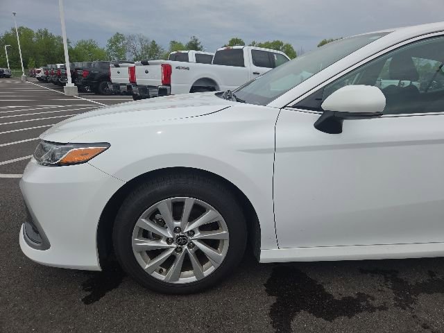 Used 2024 Toyota Camry LE FWD image 13