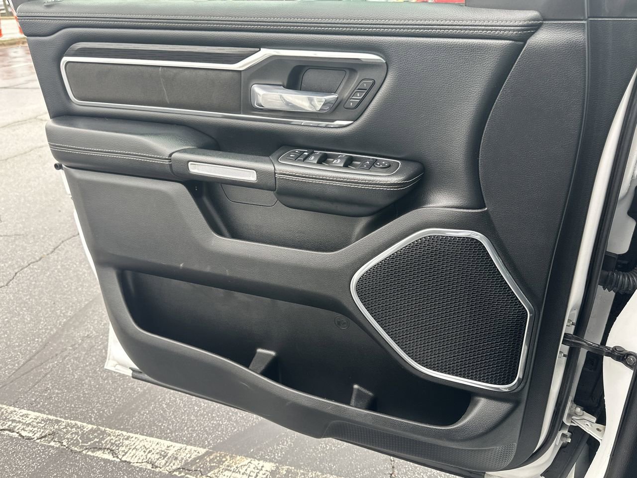 Used 2023 RAM 1500 Laramie image 16