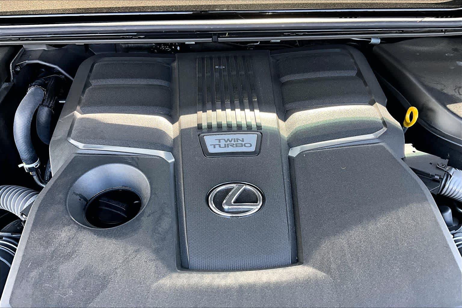 Used 2024 Lexus GX 550 AWD/4WD image 32