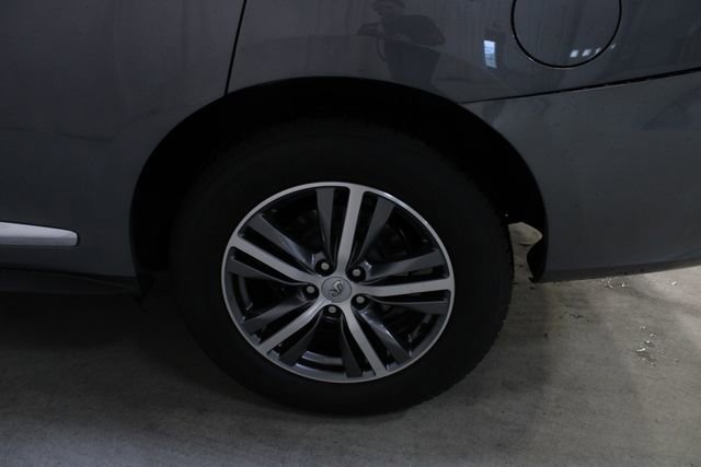 Used 2019 INFINITI QX60 Pure AWD/4WD image 29