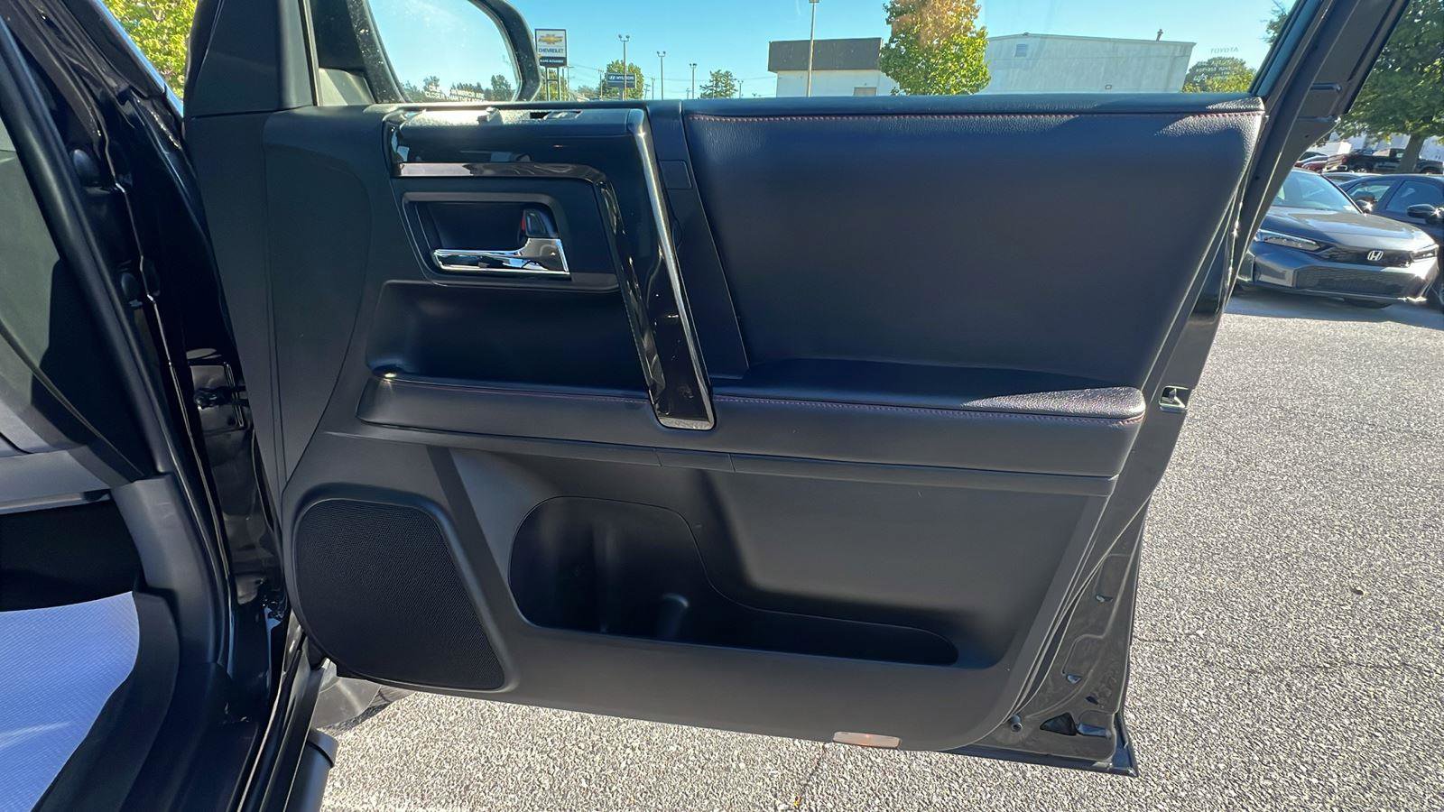 Used 2023 Toyota 4Runner TRD Off-Road Premium w/ Off Road Premium Plus Package image 13