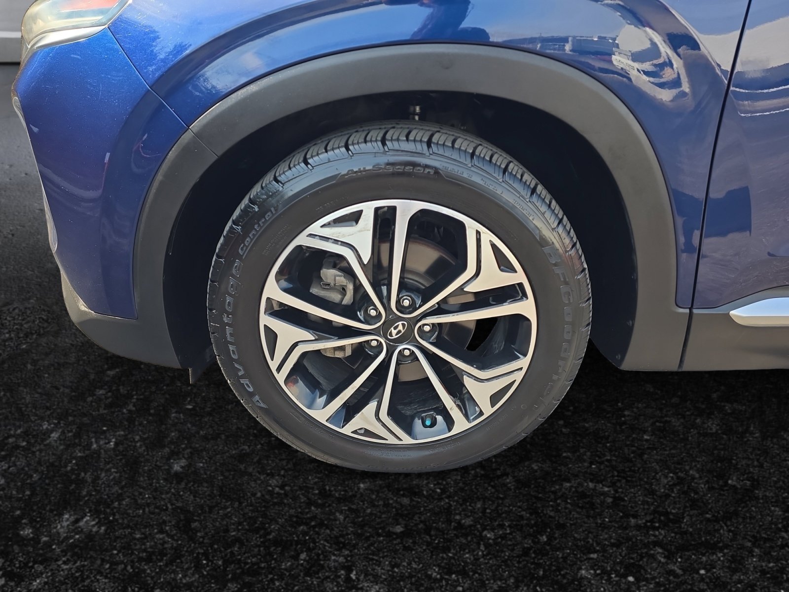 Used 2019 Hyundai Santa Fe FWD image 9