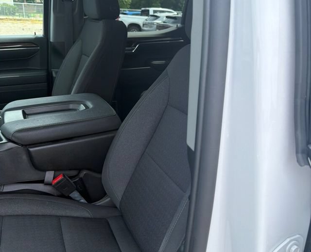 Used 2023 Chevrolet Silverado 1500 LT AWD/4WD image 6
