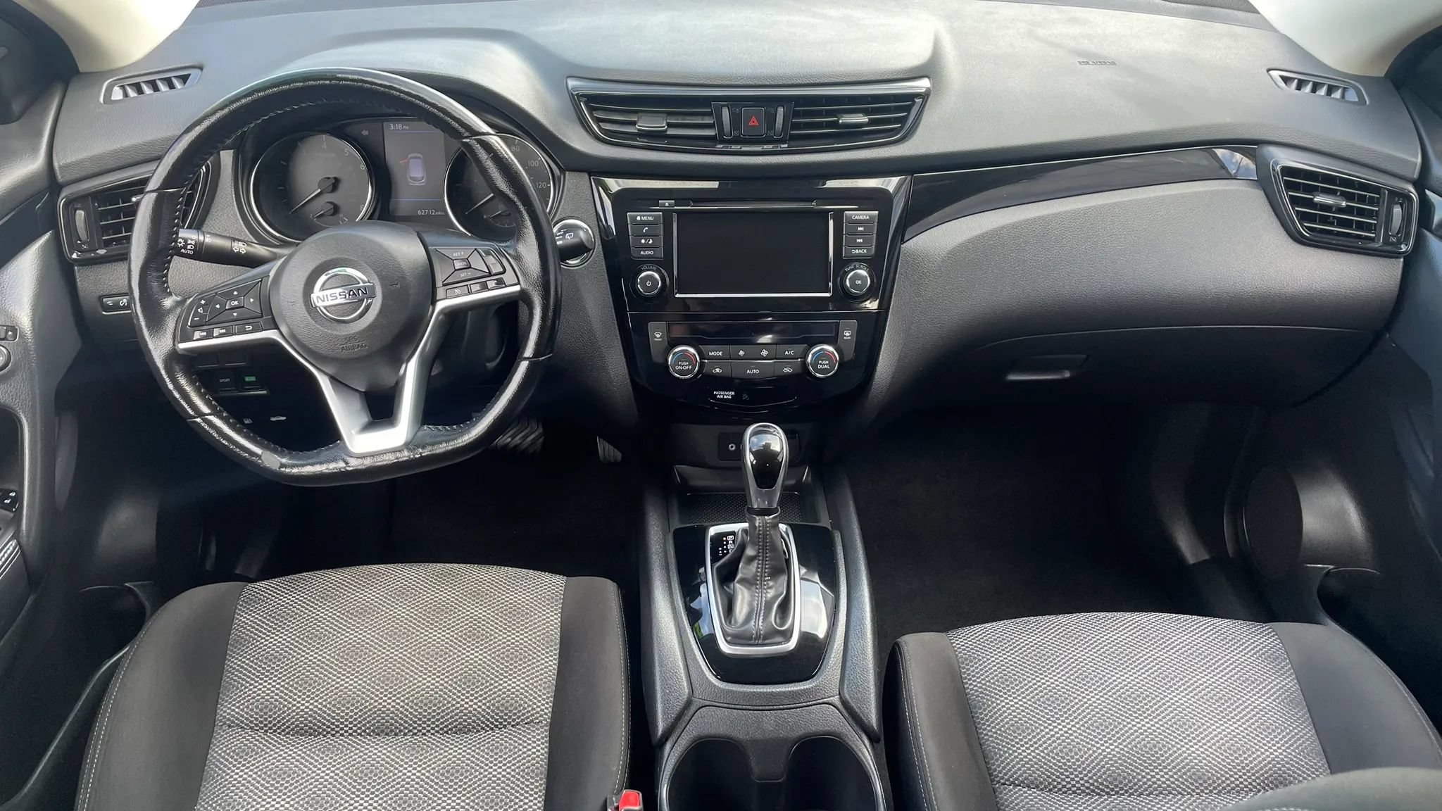 Used 2021 Nissan Rogue Sport SV FWD image 21