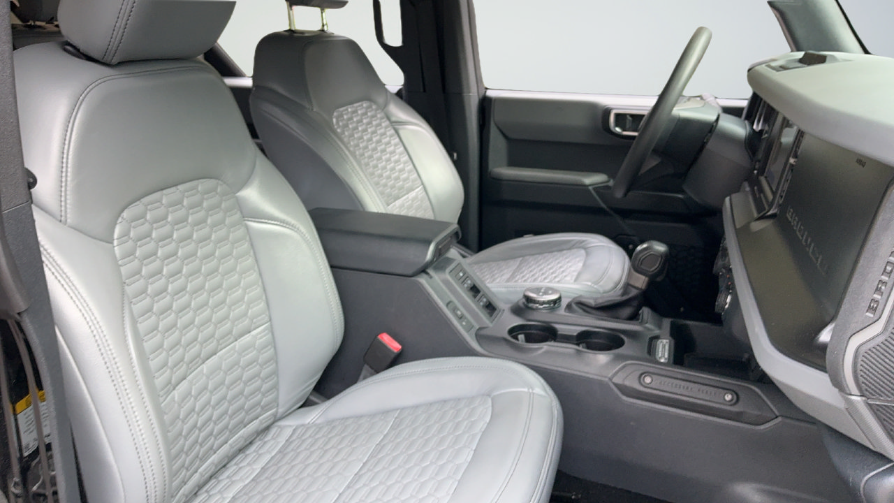 Used 2022 Ford Bronco 4-Door AWD/4WD image 18