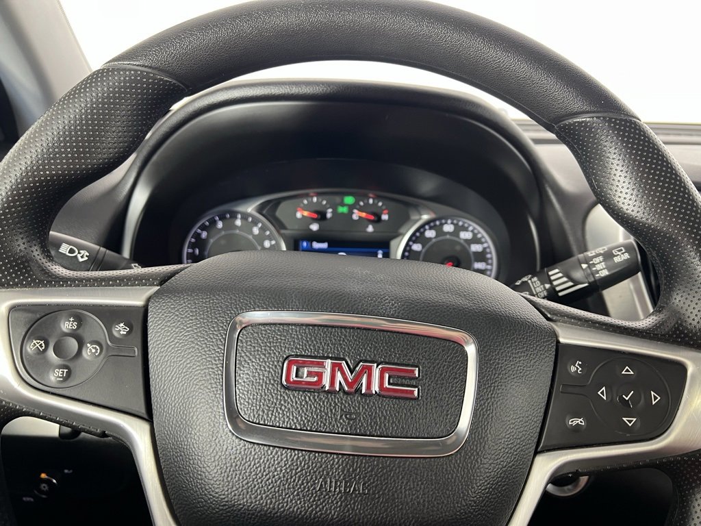 Used 2024 GMC Terrain SLE w/ Driver Convenience Package image 19