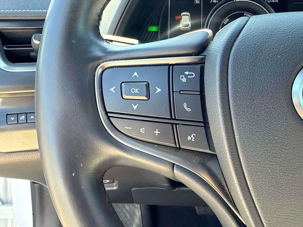 Used 2024 Lexus UX 250h F Sport AWD/4WD image 20