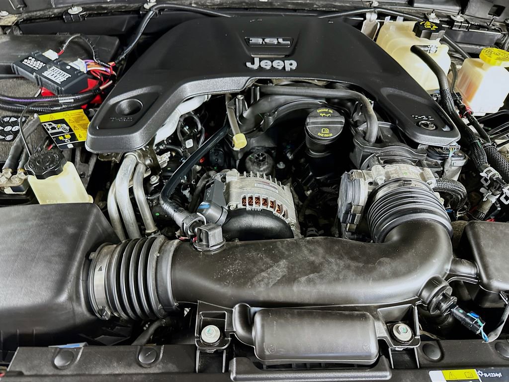 Certified 2021 Jeep Gladiator Overland image 42