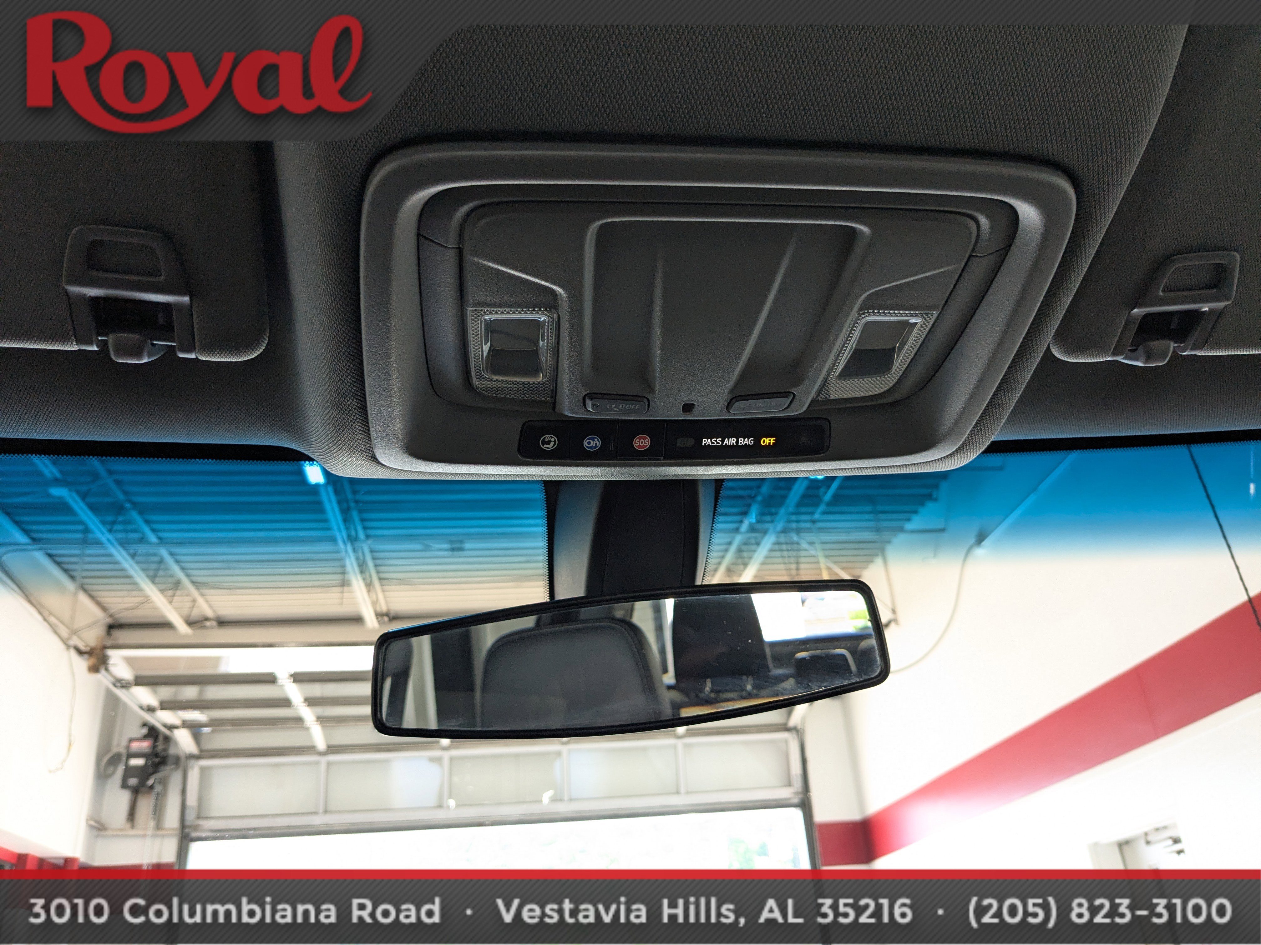Used 2021 Chevrolet Silverado 1500 LT AWD/4WD image 22