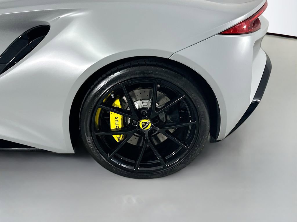 Used 2025 Lotus Emira image 28