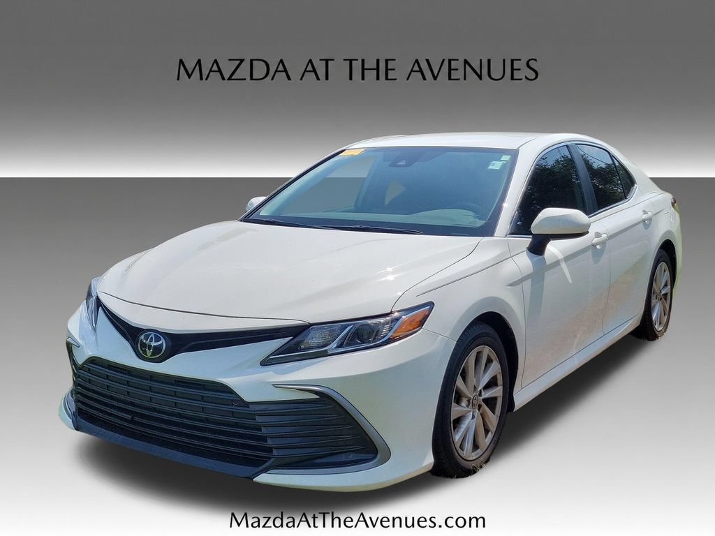 Used 2022 Toyota Camry LE