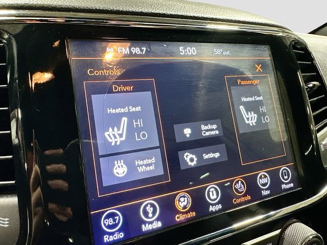 Used 2019 Jeep Grand Cherokee Altitude image 22