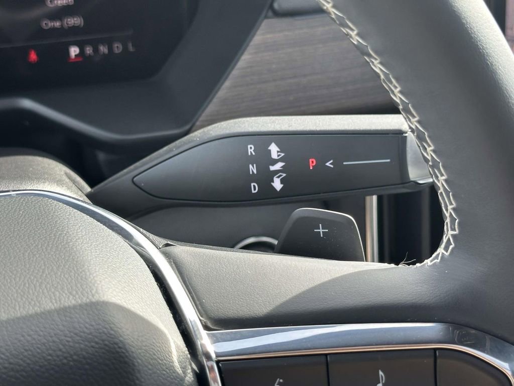 Certified 2024 GMC Acadia Denali image 30