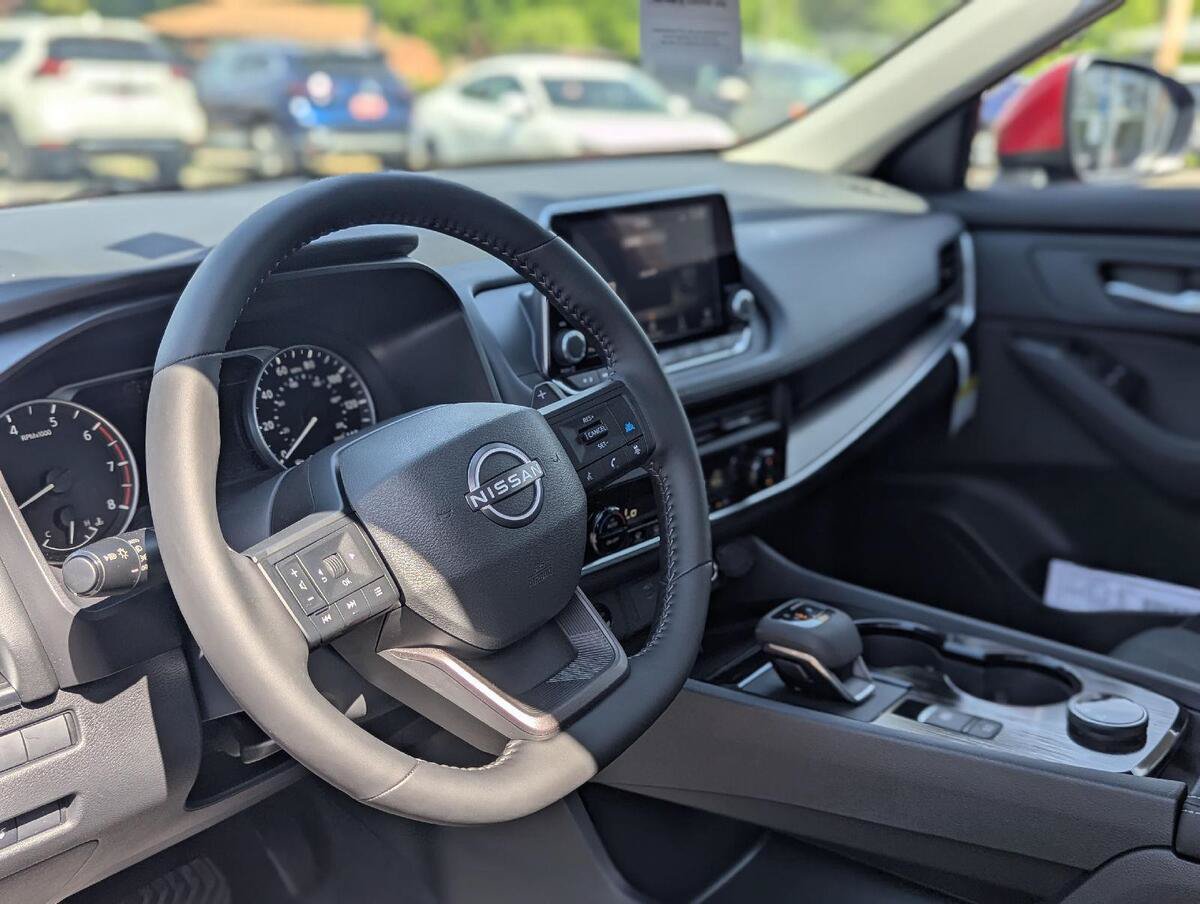 New 2026 Nissan Rogue SV AWD/4WD image 20