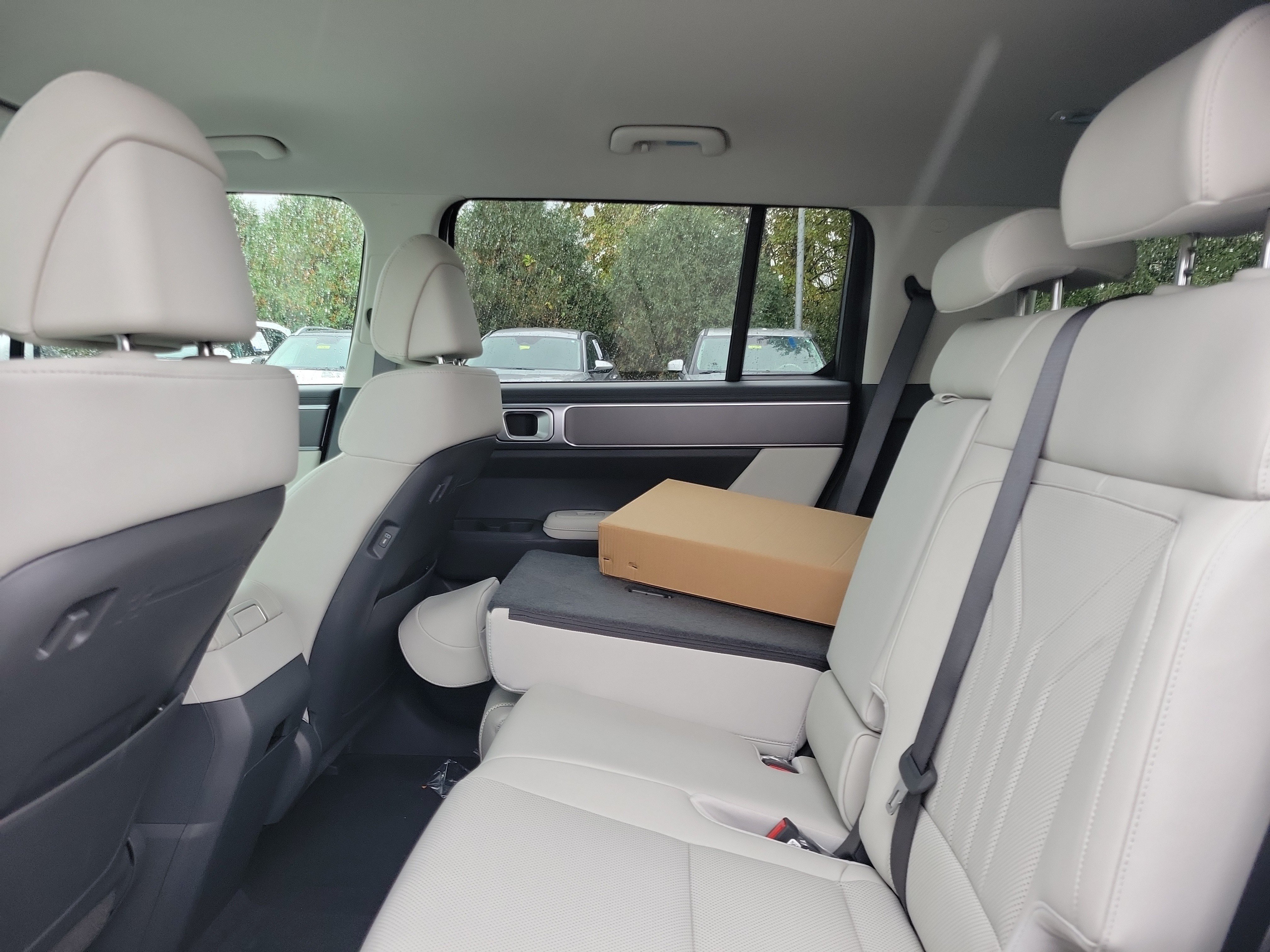 New 2027 Hyundai Santa Fe SEL AWD/4WD image 11