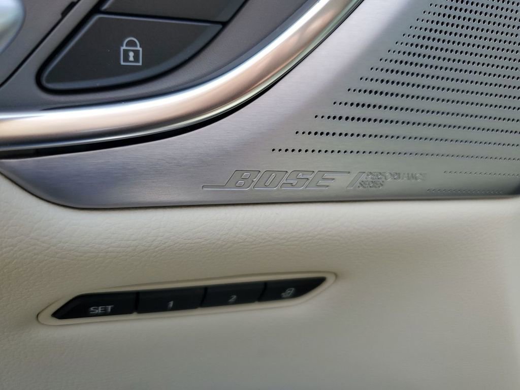 New 2025 Cadillac XT5 Premium Luxury image 25