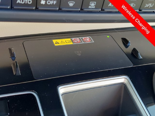 Used 2026 Toyota Sienna Limited AWD/4WD image 20