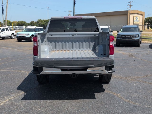 Used 2024 Chevrolet Silverado 1500 LT AWD/4WD image 7