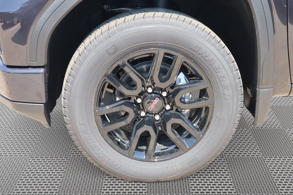 New 2026 GMC Sierra 1500 Elevation image 17