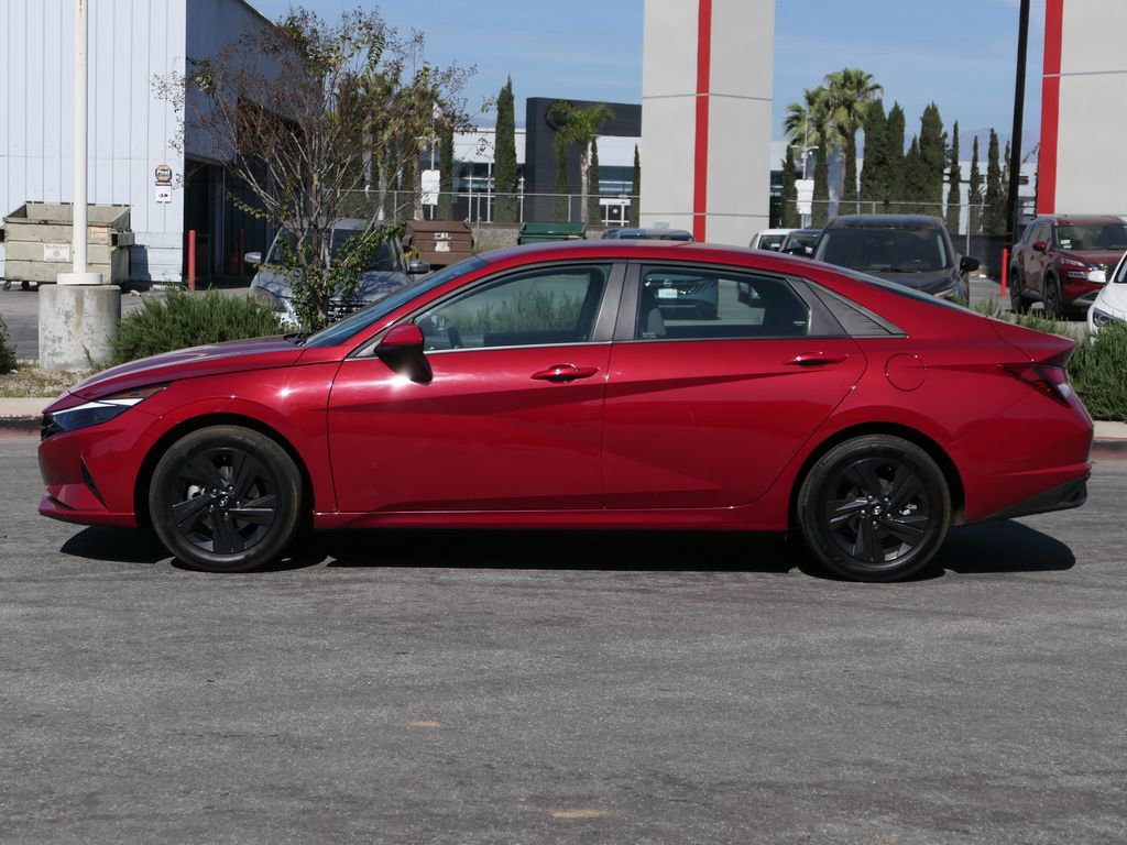 Certified 2023 Hyundai Elantra SEL image 6