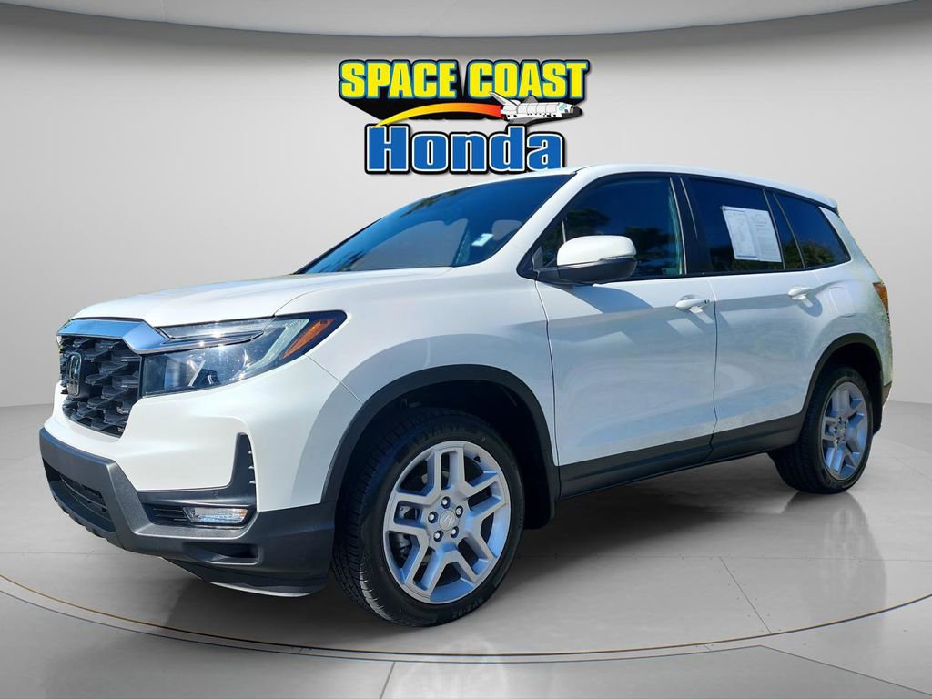 Used 2024 Honda Passport EX-L image 2