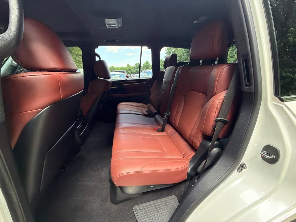 Used 2021 Lexus LX 570 4WD w/ Sport Package image 16